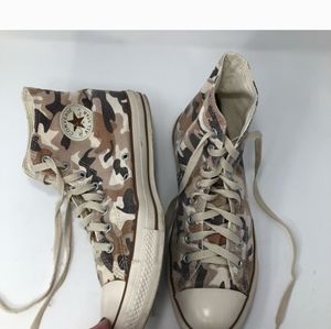 Chuck Taylor High top